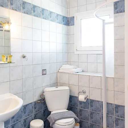 Anais Hotel Korinós