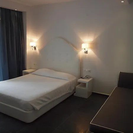 Anais Hotel 3*
